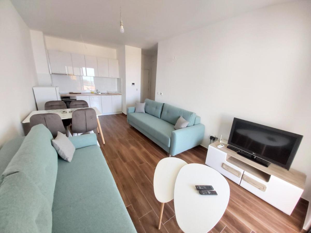 Aida Appartement Dobra Voda